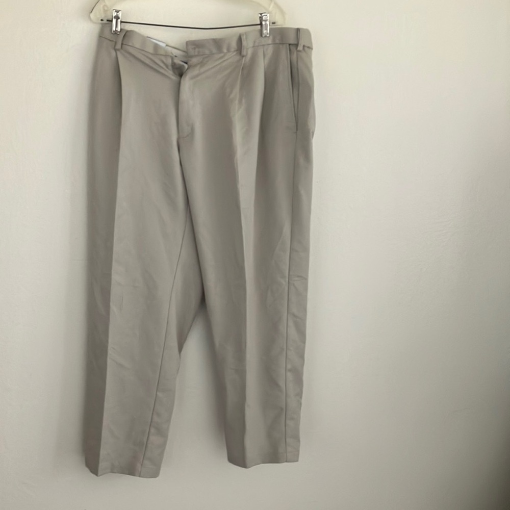 FINAL MARKDOWN NWT men’s haggar slacks 38 x 29